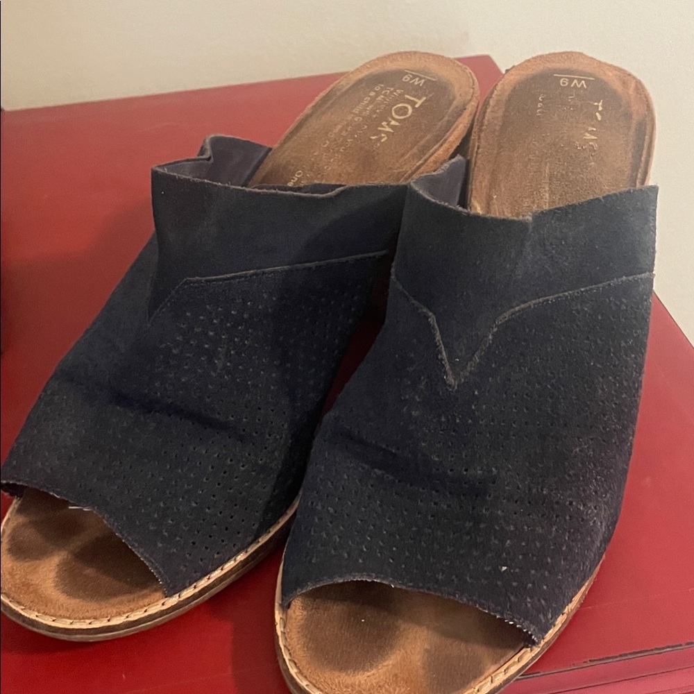 TOMS Women's Navy Suede Slide Sandals